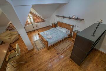 Фотографии Виллы Villa Bonita en Plopilor г. Сибиу (Румыния) №1 Фото Виллы Villa Bonita en Plopilor г. Сибиу 1