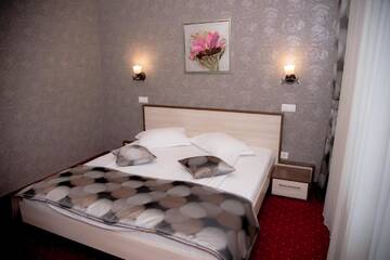 Фотографии Отель Hotel Stefani г. Сибиу (Румыния) №3 Фото Отель Hotel Stefani г. Сибиу 3