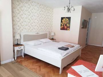 Фотографии Гостевой дом Casa Gloria Sibiu г. Сибиу (Румыния) №2 Фото Гостевой дом Casa Gloria Sibiu г. Сибиу 2