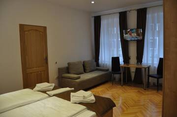 Фотографии Гостевой дом 4Rooms Central Sibiu г. Сибиу (Румыния) №4 Фото Гостевой дом 4Rooms Central Sibiu г. Сибиу 4