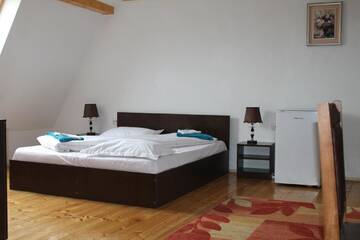 Фотографии Гостевой дом Casa Kiev г. Сибиу (Румыния) №1 Фото Гостевой дом Casa Kiev г. Сибиу 1