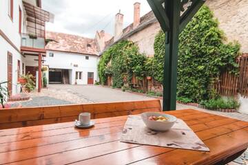 Фотографии Гостевой дом Guesthouse Casa Baciu г. Сибиу (Румыния) №2 Фото Гостевой дом Guesthouse Casa Baciu г. Сибиу 2