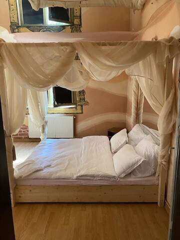 Фотографии Гостевой дом Rania Rooms 2 г. Сибиу (Румыния) №2 Фото Гостевой дом Rania Rooms 2 г. Сибиу 2
