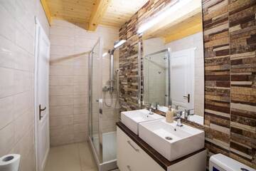 Фото номера Улучшенная вилла Лоджи Casa City View г. Сибиу 17