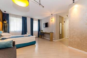 Фото номера Семейный полулюкс Отель Lumiere House Sibiu г. Сибиу 16