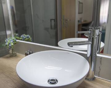 Фото номера Улучшенный двухместный номер с 1 кроватью Гостевой дом Brekner Rooms г. Сибиу 8