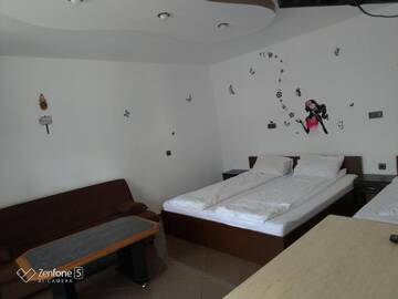 Фото номера Четырехместный номер &quot;Комфорт&quot; Гостевой дом Sibiu 33 г. Сибиу 7