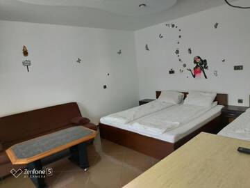 Фото номера Четырехместный номер &quot;Комфорт&quot; Гостевой дом Sibiu 33 г. Сибиу 5