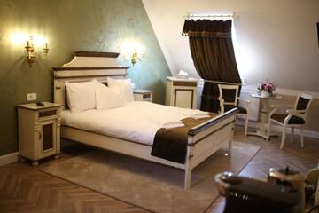 Фото номера Апартаменты Делюкс Гостевой дом Artisans Boutique Villa г. Сибиу 9