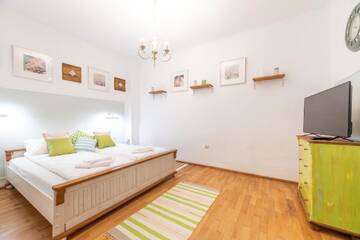 Фото номера Апартаменты с 2 спальнями Гостевой дом BonTon Apartments Sibiu г. Сибиу 12