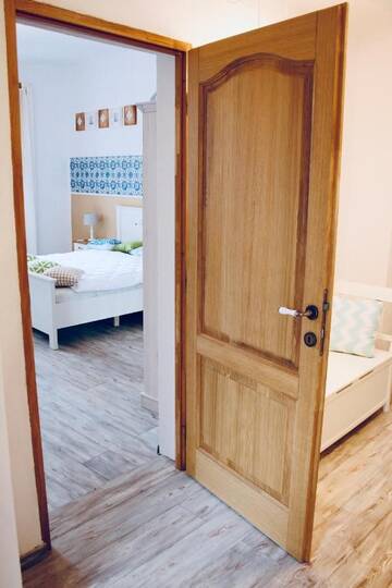 Фото номера Апартаменты с 2 спальнями Гостевой дом BonTon Apartments Sibiu г. Сибиу 6
