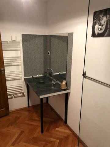 Фото номера Стандартный двухместный номер с 1 кроватью Отель Poet Pastior Residence г. Сибиу 5