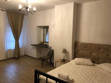 Фото номера Стандартный двухместный номер с 1 кроватью Отель Poet Pastior Residence г. Сибиу 8