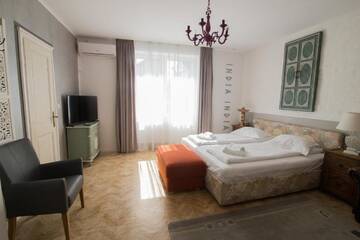 Фото номера Трехместный номер Гостевой дом Vila Antica г. Сибиу 5