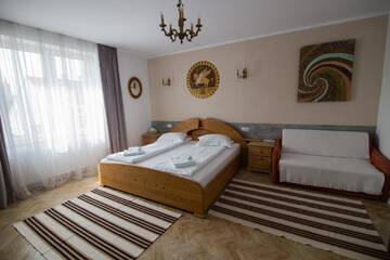 Фото номера Трехместный номер Гостевой дом Vila Antica г. Сибиу 8
