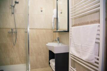Фото номера Одноместный номер Отель Hotel Stefani г. Сибиу 3