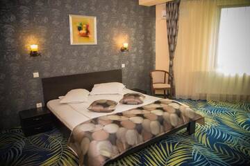 Фото номера Семейный люкс с 2 спальнями Отель Hotel Stefani г. Сибиу 13