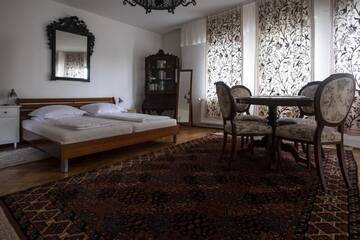 Фото номера Вилла с 3 спальнями Отели типа «постель и завтрак» Casa Roth г. Сибиу 37