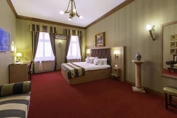 Фото номера Полулюкс Делюкс Отель Hotel Am Ring г. Сибиу 2