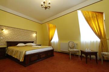 Фото номера Двухместный номер с 1 кроватью Отель Hotel Rin г. Сибиу 4