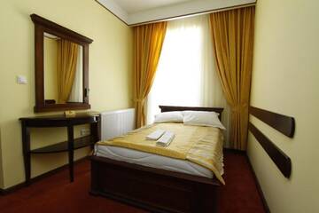 Фото номера Полулюкс Отель Hotel Rin г. Сибиу 6