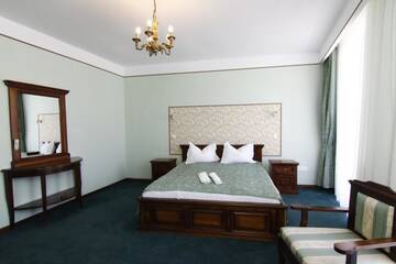 Фото номера Двухместный номер с 1 кроватью Отель Hotel Rin г. Сибиу 15