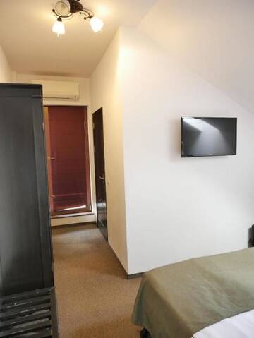 Фото номера Двухместный номер эконом-класса с 1 кроватью Апарт-отели Sibiu City Center Apartments г. Сибиу 12