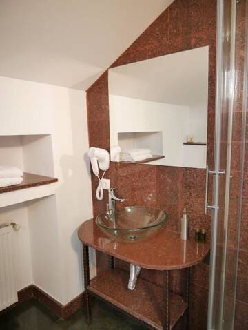 Фото номера Двухместный номер эконом-класса с 1 кроватью Апарт-отели Sibiu City Center Apartments г. Сибиу 17