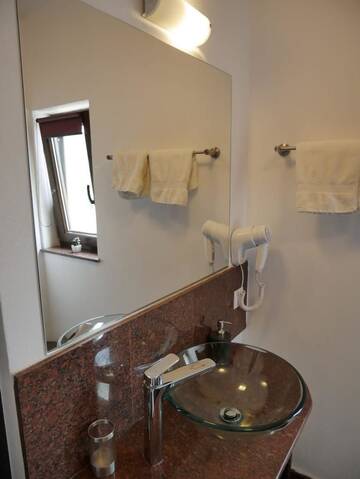 Фото номера Семейный номер Апарт-отели Sibiu City Center Apartments г. Сибиу 9