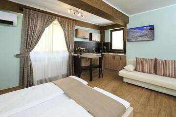 Фото номера Номер-студио с диваном-кроватью Апарт-отели Style Residence г. Сибиу 5