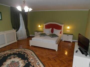 Фото номера Улучшенный двухместный номер с 1 кроватью Гостевой дом Zum Weissen Lamm Residence г. Сибиу 31