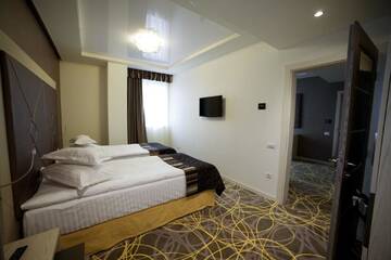 Фото номера Люкс с 1 спальней Отель Exclusive Hotel &amp; More г. Сибиу 6