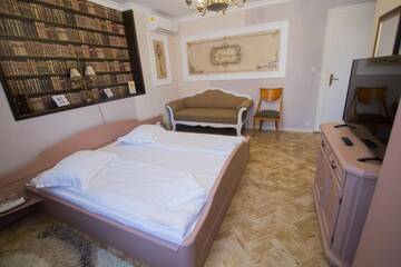 Фото номера Улучшенный двухместный номер с 1 кроватью Гостевой дом Vila Sibiu г. Сибиу 19
