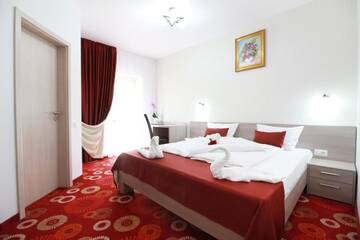 Фото номера Двухместный номер с 1 кроватью и балконом Гостевой дом Amso Residence г. Сибиу 12