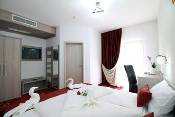 Фото номера Двухместный номер с 1 кроватью и балконом Гостевой дом Amso Residence г. Сибиу 21