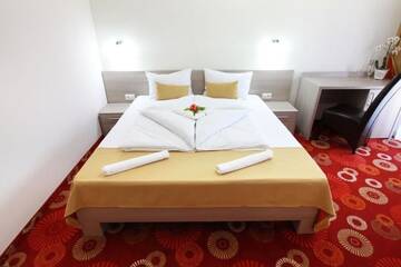 Фото номера Двухместный номер с 1 кроватью и балконом Гостевой дом Amso Residence г. Сибиу 30