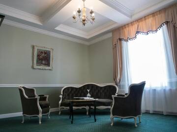 Фото номера Улучшенный люкс Гостевой дом Maison Elysée г. Сибиу 11