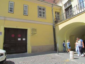 Фото номера Double Room with Private External Bathroom Baroque Style Проживание в семье Casa Generalului г. Сибиу 23