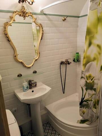 Фото номера Double Room with Private External Bathroom Ludovic Style Проживание в семье Casa Generalului г. Сибиу 5