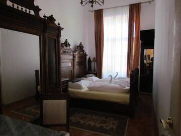 Фото номера Double Room with Private External Bathroom Baroque Style Проживание в семье Casa Generalului г. Сибиу 18