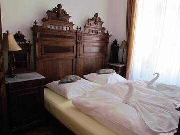 Фото номера Double Room with Private External Bathroom Baroque Style Проживание в семье Casa Generalului г. Сибиу 17