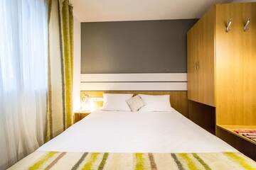 Фото номера Двухместный номер с 1 кроватью Отель Horeum Boutique Hotel г. Сибиу 6