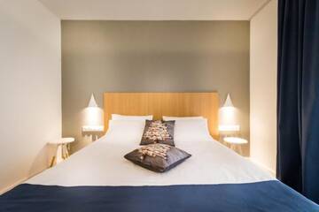 Фото номера Двухместный номер Делюкс с 1 кроватью Отель Horeum Boutique Hotel г. Сибиу 3