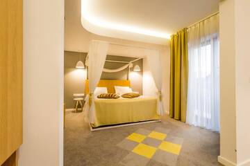 Фото номера Люкс с 1 спальней и балконом Отель Horeum Boutique Hotel г. Сибиу 4