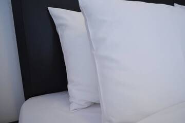 Фото номера Семейный полулюкс Отели типа «постель и завтрак» Blaga Accommodation г. Сибиу 3