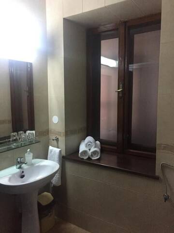 Фото номера Семейный люкс Гостевой дом Pensiunea Central Sibiu г. Сибиу 7