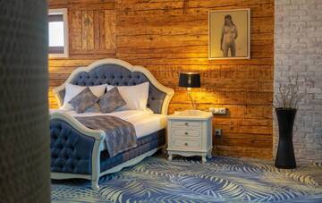 Фото номера Номер Делюкс с кроватью размера «king-size» Отель ART Hotel г. Сибиу 6