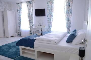 Фото номера Апартаменты с 2 спальнями Гостевой дом Kaya Home г. Сибиу 16