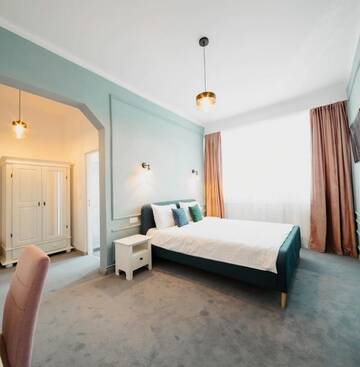 Фото номера Номер с кроватью размера «queen-size» Гостевой дом RIVIERA RESIDENCE г. Сибиу 11
