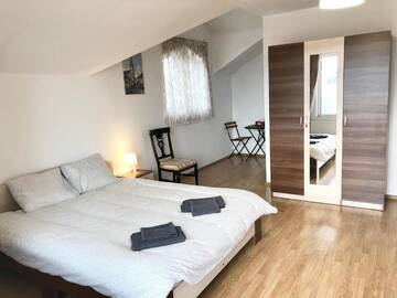 Фото номера Номер с кроватью размера «queen-size» и балконом Гостевой дом Casa Cosy Sibiu г. Сибиу 16